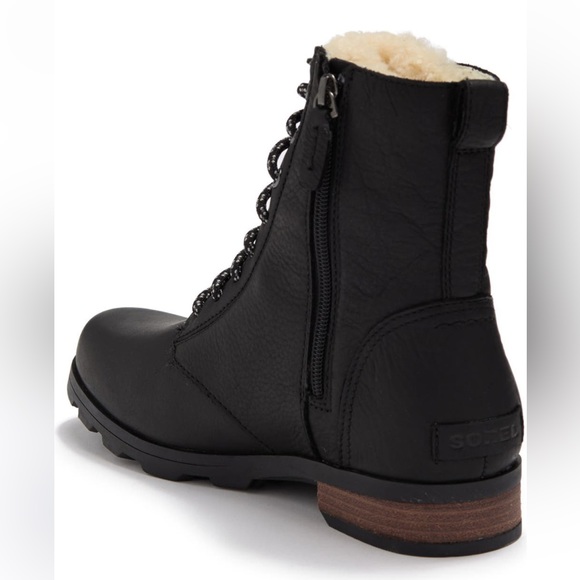 SOREL
Emelie Genuine Shearling
Short Lace-Up Boot - Picture 3 of 5